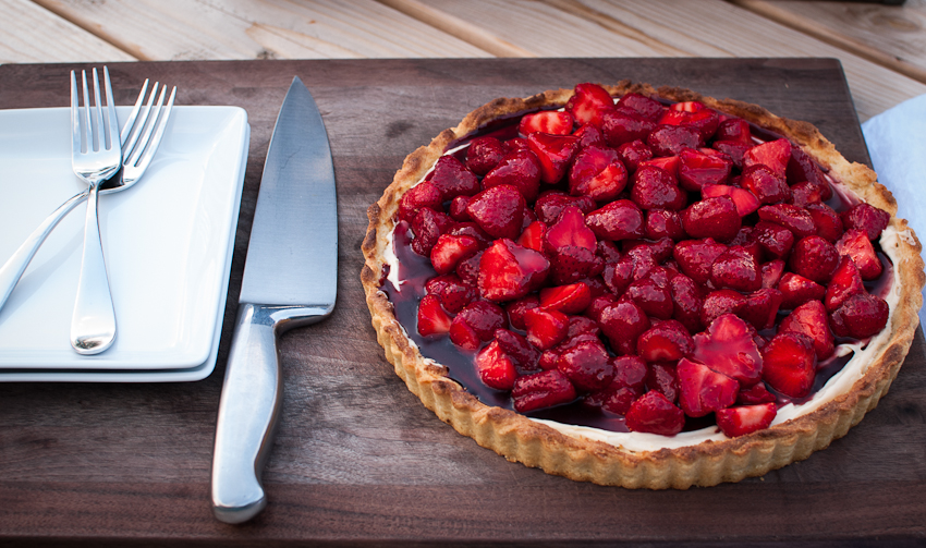 strawberry mascarpone tart