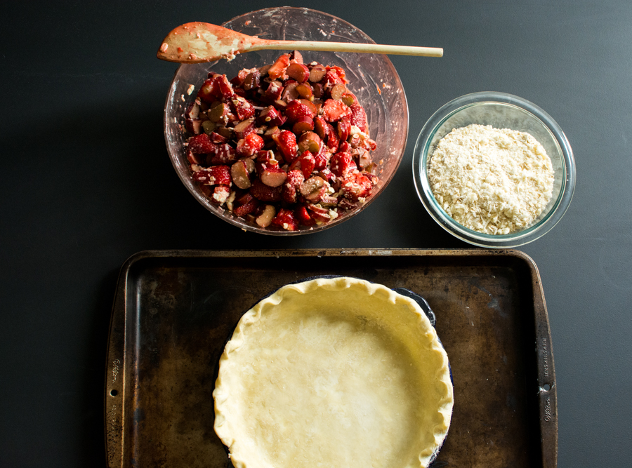 strawberry rhubarb pie