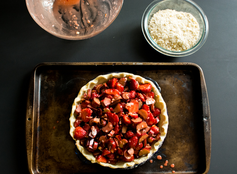 strawberry rhubarb pie