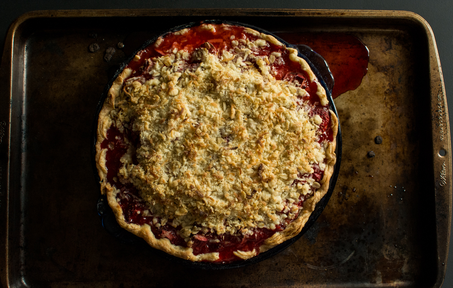 strawberry rhubarb pie