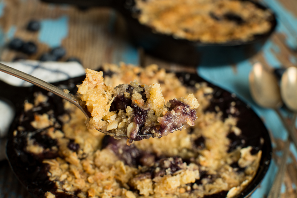 blueberry crumble